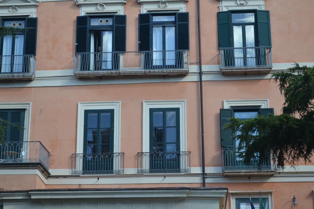 La Maison du Paradis Salernes Extérieur photo