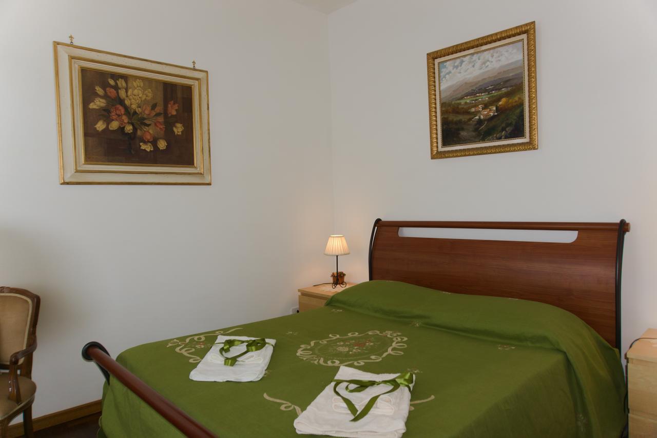 La Maison du Paradis Salernes Extérieur photo